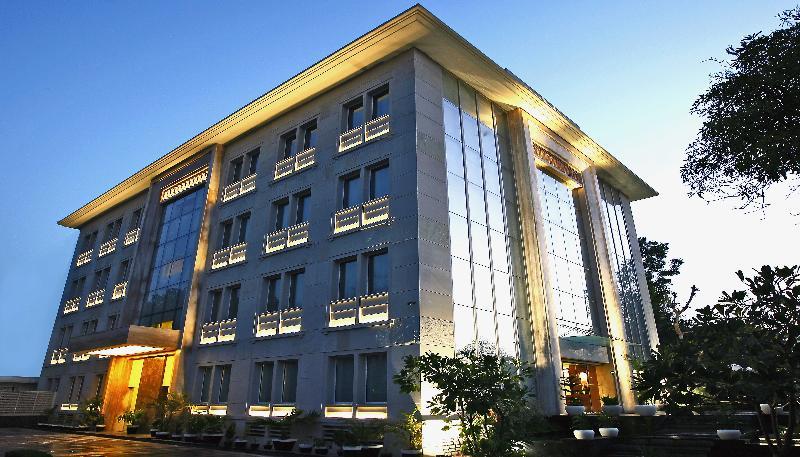 Muse Sarovar Portico Nehru Place Hotel New Delhi Exterior photo